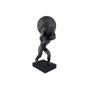 Снимка на Голият с планетата