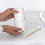 Снимка на Стойка за четки за зъби Brabantia MindSet Mineral Fresh White