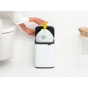 Снимка на Кош за смет Brabantia Bo Small 4L, White