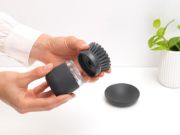 Снимка на Четка с дозатор за препарат за съдове Brabantia SinkSide Dark Grey