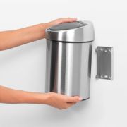 Снимка на Кош за смет Brabantia Touch Bin 3L, Platinum