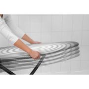 Снимка на Маса за гладене Brabantia D 135x45cm с топлоустойчива зона за ютия Titan Oval