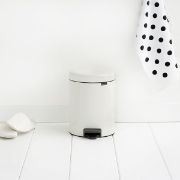 Снимка на Кош за смет с педал Brabantia NewIcon 5L, White