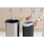 Снимка на Кош за смет Brabantia Touch Bin New 30L, Platinum
