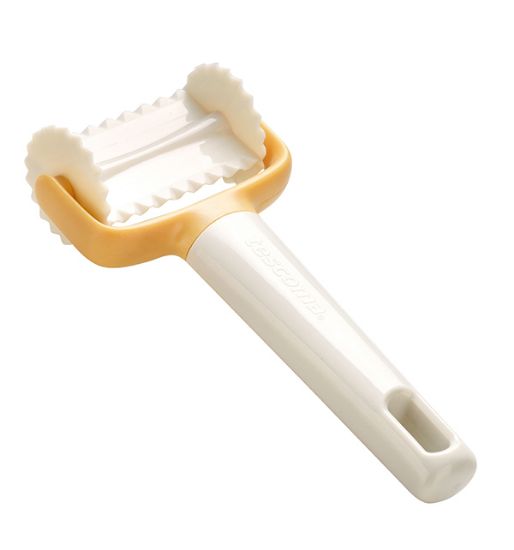 Снимка на Резачка за тесто Tescoma Delicia, къдрав квадрат