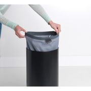 Снимка на Кош за пране Brabantia 35L, Matt Black, корков капак