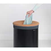 Снимка на Кош за пране Brabantia 60L, Matt Black, корков капак
