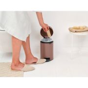 Снимка на Кош за смет с педал Brabantia NewIcon 3L, Satin Taupe