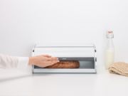 Снимка на Кутия за хляб Brabantia Roll Top White