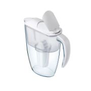 Снимка на Филтрираща кана Smile 2.4 л + 2 филтъра А5 AQUAPHOR