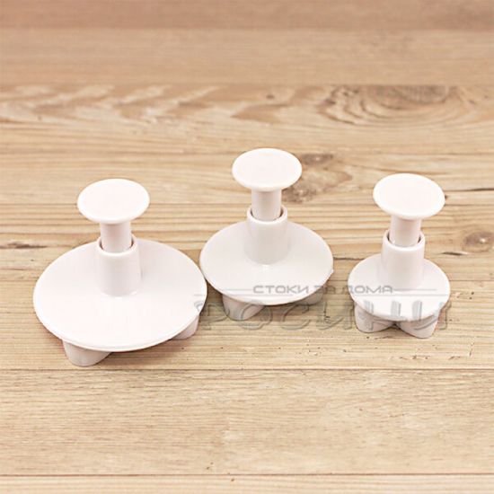 Снимка на Форми за сладки Пеперуди с бутало и печат 3 бр.