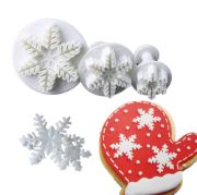 Снимка на Форми за сладки Снежинки с бутало и печат 3 бр.