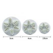 Снимка на Форми за сладки Снежинки с бутало и печат 3 бр.