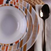 Снимка на Порцеланов сервиз за хранене 24 части Цветни линии TULU PORSELEN