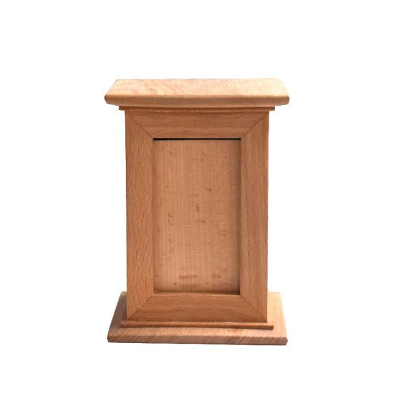 Снимка на Дървена кутия за салфетки