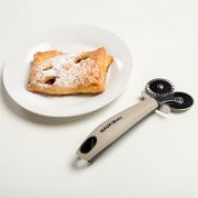 Снимка на Резачка за сладкиши и равиоли 18.5 см Misty NAVA