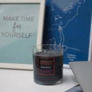 Снимка на Ароматна свещ Черен кристал 120 гр AREON