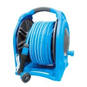 Снимка на Макара с маркуч и пистолет за поливане за стена AQUACRAFT