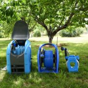 Снимка на Макара с маркуч и пистолет за поливане за стена AQUACRAFT