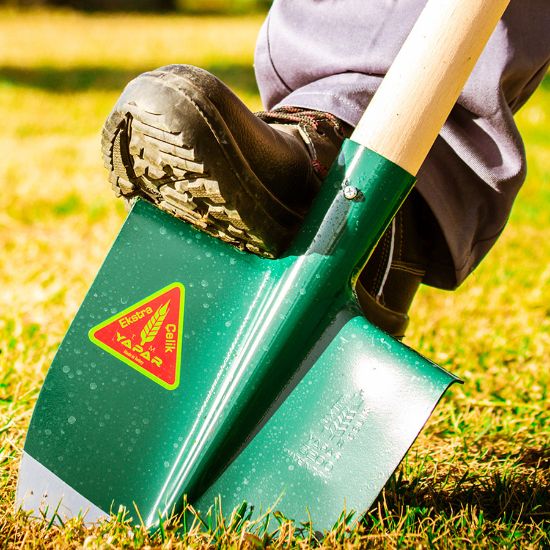 Снимка на Крива лопата закалена с отвор Ф40 YAPARLAR